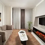 Gatto Suites&residence