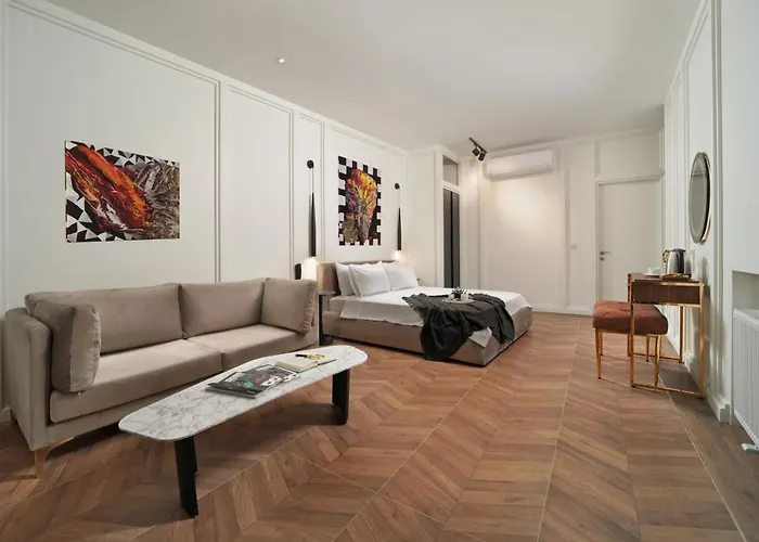 Hotel Gatto Suites&residence