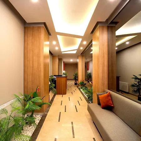 Gatto Suites&residence 3*