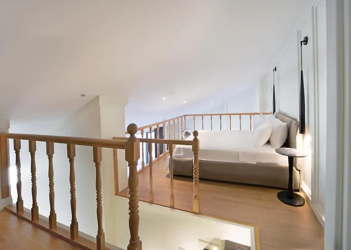 Gatto Suites&residence 3*