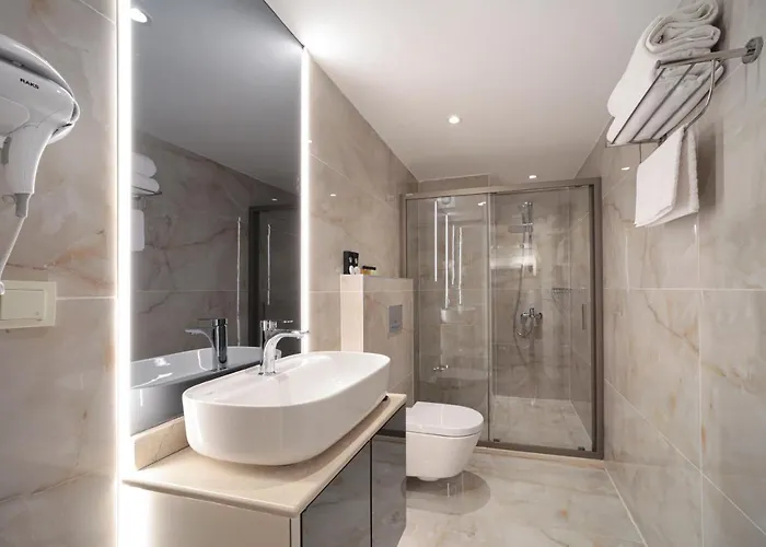 Hotel Gatto Suites&residence 3*