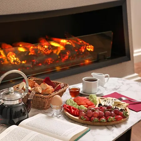 Gatto Suites&residence 3*